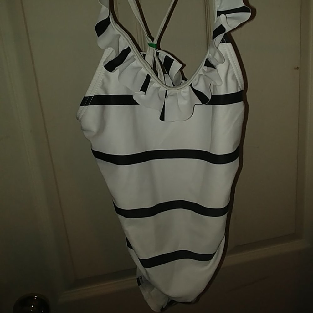 **2/$15** PatPat Bathing Suite One-piece 3T